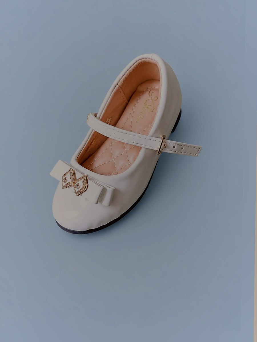 Girls School Mary Janes — Kids Shoes at Owens International